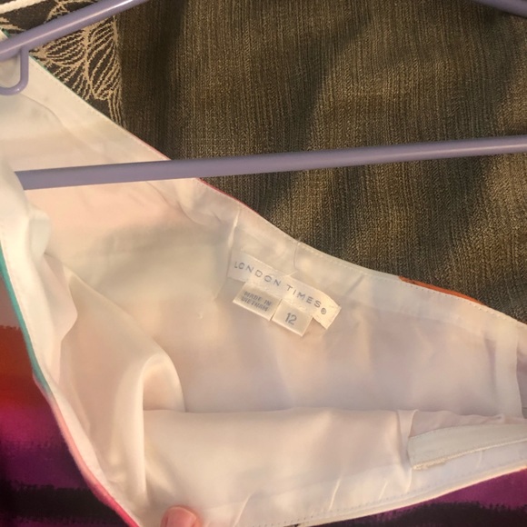 Dress - Picture 4 of 4